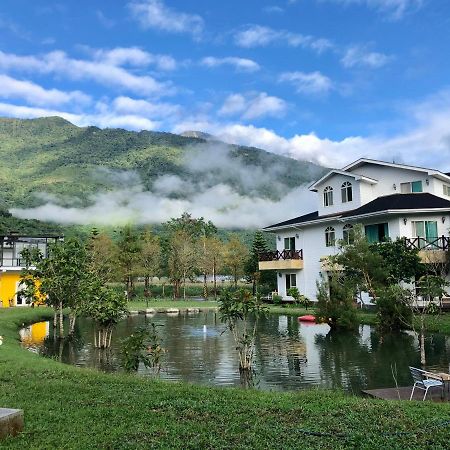Tree Lake B&B Hualien Shuhu エクステリア 写真