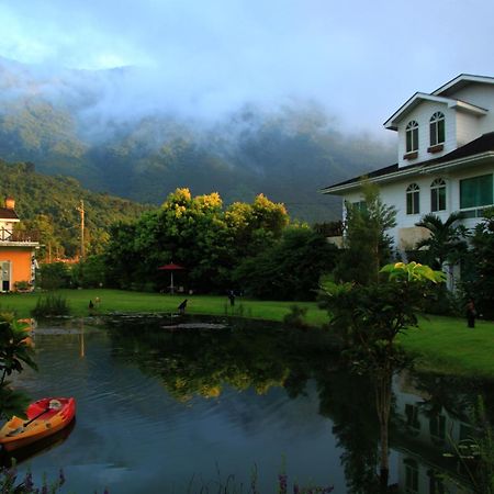 Tree Lake B&B Hualien Shuhu エクステリア 写真