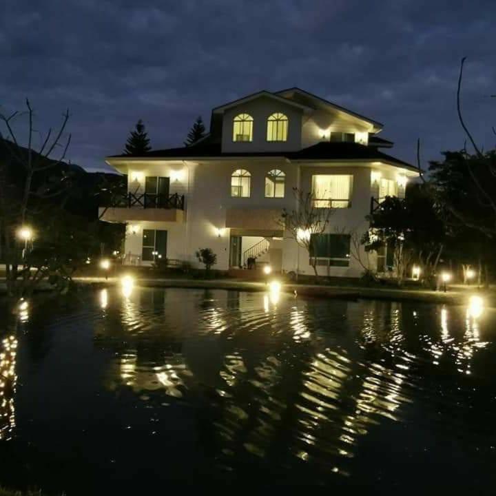 Tree Lake B&B Hualien Shuhu エクステリア 写真